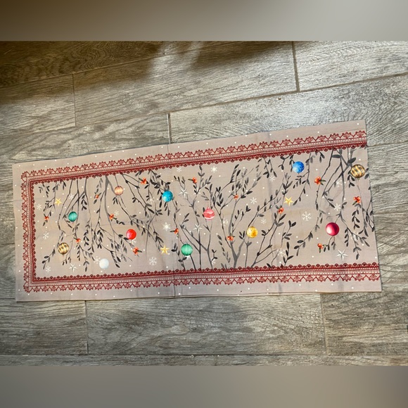 Christmas table runner (195) - Picture 1 of 4